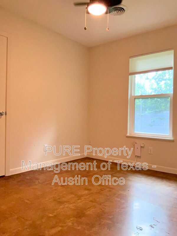 Building Photo - 1301 Clearfield Dr