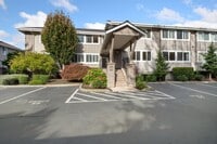 Building Photo - 2bd/2ba Bellevue Condo