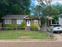 Building Photo - Move-In Ready 3BR Rental in Convenient Starkville Location