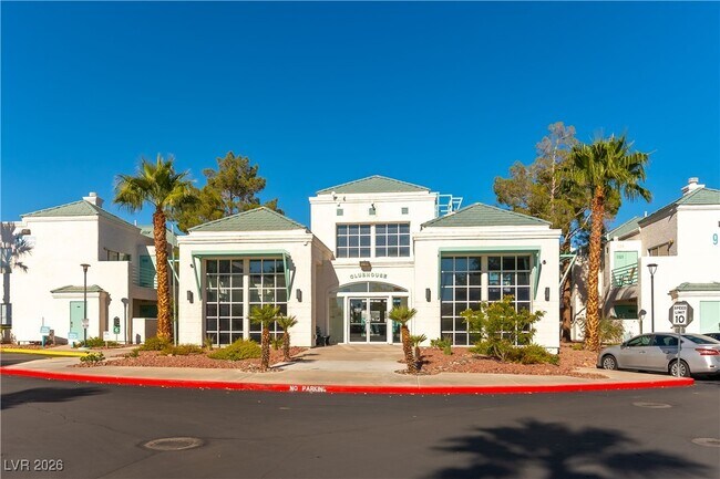 Building Photo - 7100 W Pirates Cove Rd