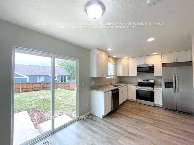 Building Photo - 1272 Ancestra Dr