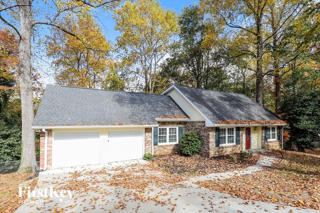 Building Photo - 2440 Thompson Mill Rd