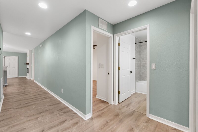 Building Photo - 12380 Easha Blvd