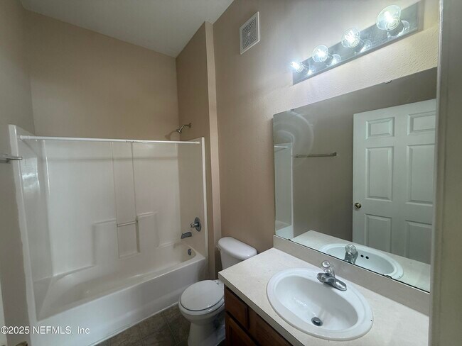 Building Photo - 5150 Playpen Dr
