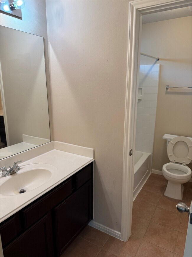 Building Photo - 30606 Woodson Trace Dr