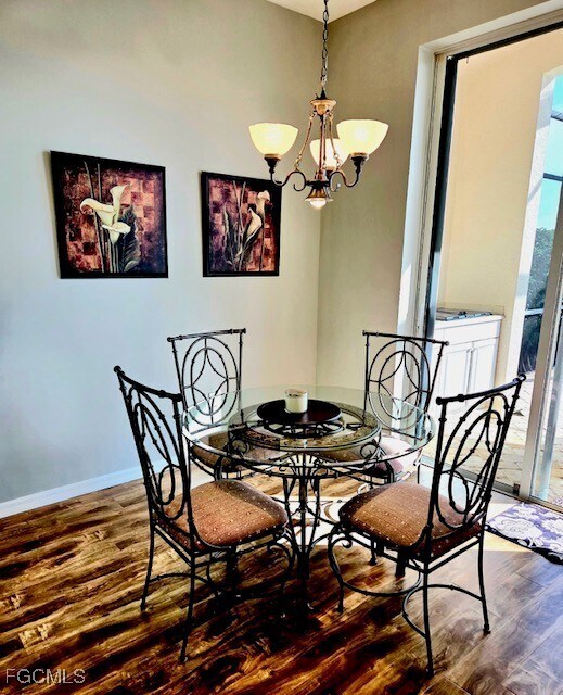 Building Photo - 9129 Links Dr