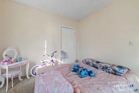 Building Photo - 147 Martin St