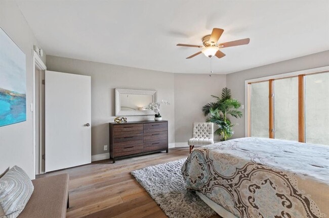 Building Photo - 30 Knollcrest Rd