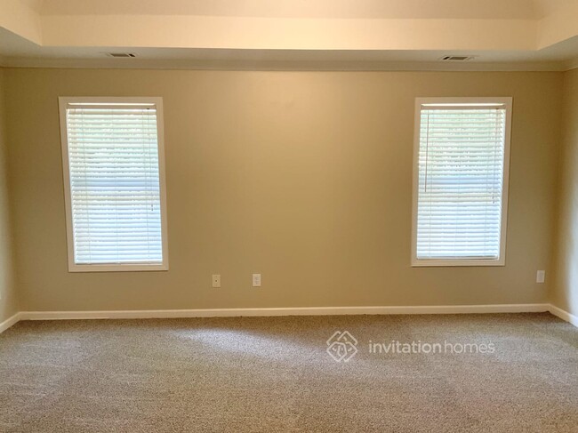 Building Photo - 2151 Vintage Oaks Dr