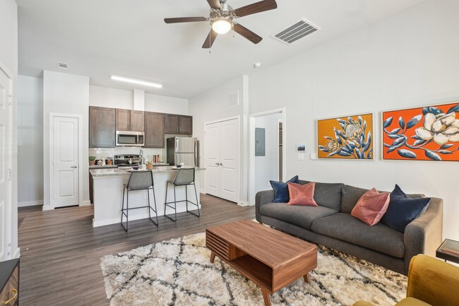 Building Photo - Clark Ridge Canyon