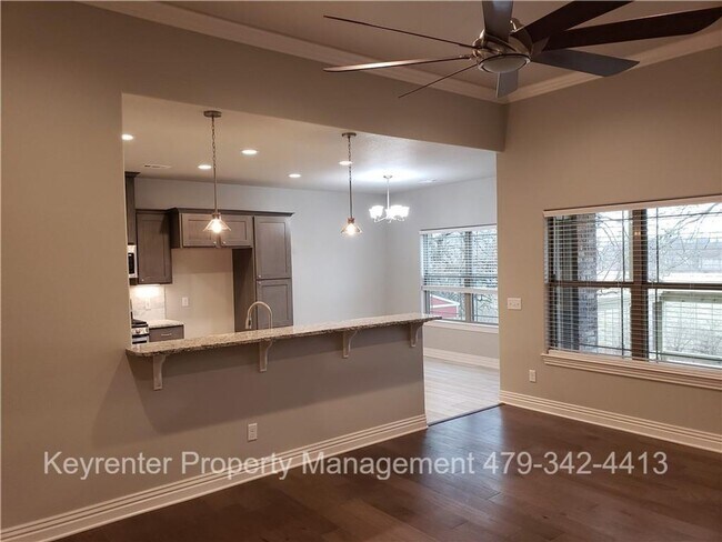 Building Photo - Spacious 4-Bedroom Home with Modern Upgrades & Fenced Yard