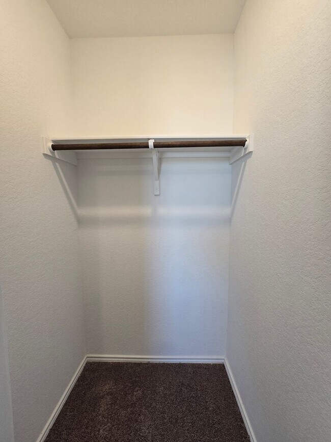 Building Photo - 13327 Laffoon Wy