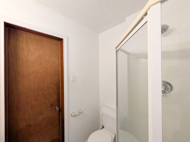 Building Photo - 770 Peyton Dr