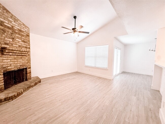 Building Photo - 12524 Pebblestone St