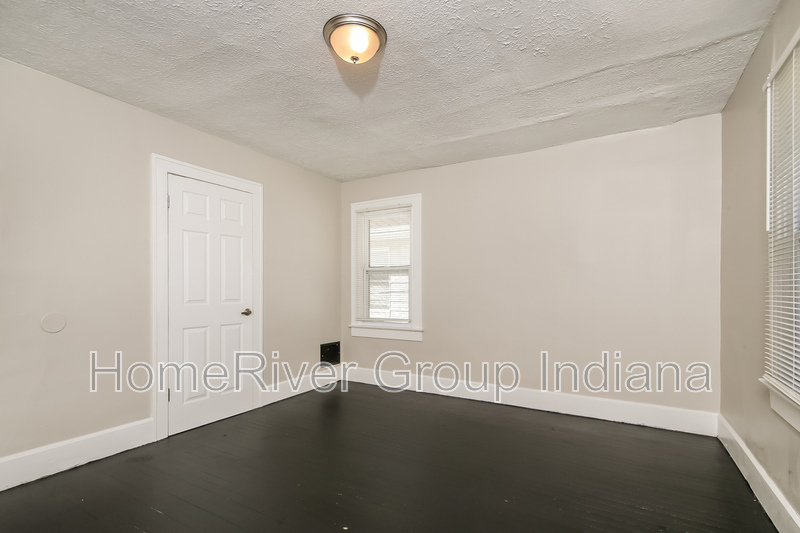 Building Photo - 40 N Euclid Ave