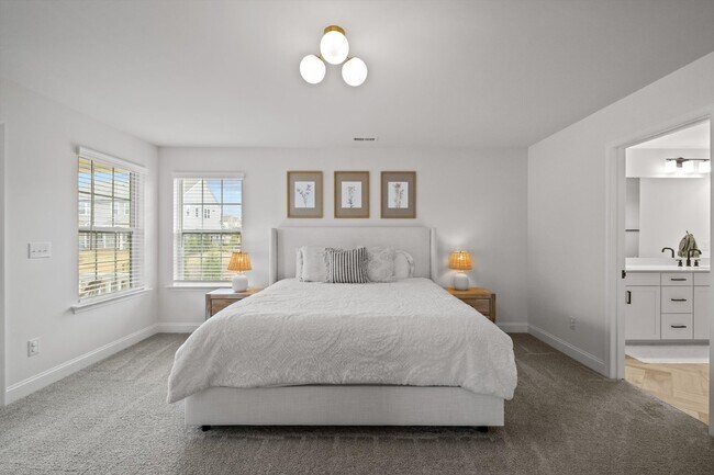 Building Photo - Gorgeous Upscale 5Br/3.5Bth Executive Home in Millbridge Waxhaw