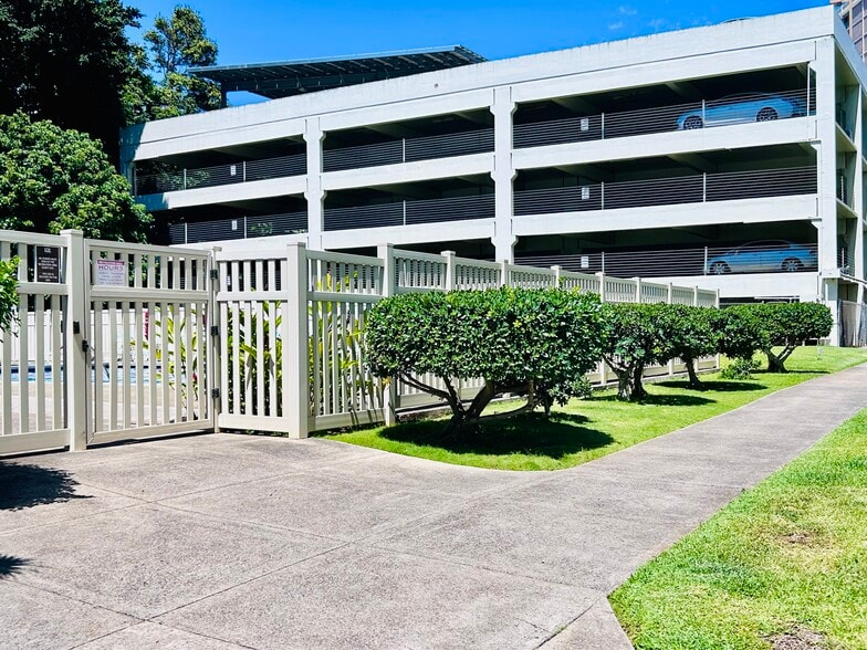 Building Photo - 98-410 Koauka Loop