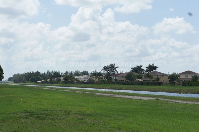 Building Photo - 12885 Connecticut St