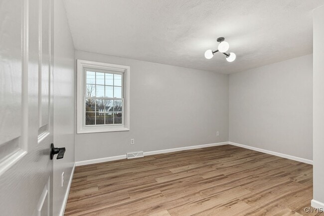 Building Photo - 7789 New Hope E