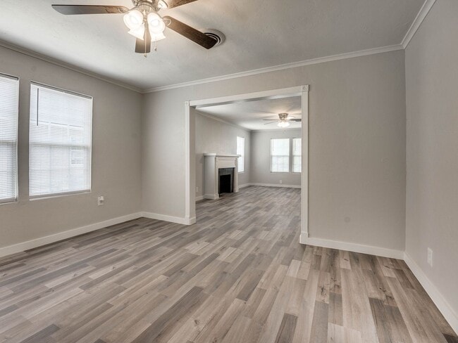 Building Photo - 3 bed, 2 bath home in Shawnee!