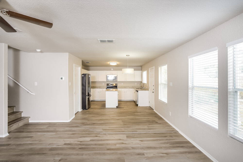 Building Photo - 811 Rodeo Ranch