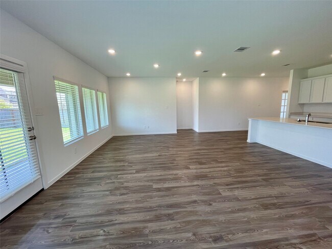 Building Photo - 17202 Coppice Oak Dr