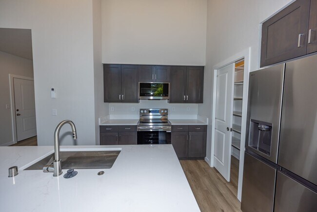 Building Photo - Brand New! - 2 Bedr in Gated Community - 6 WEEKS FREE & xfinity Internet