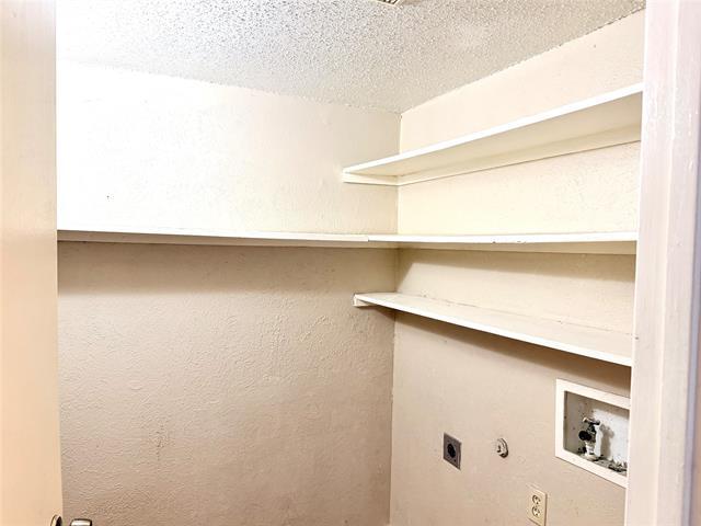 Building Photo - 3309 Ivanhoe Ln