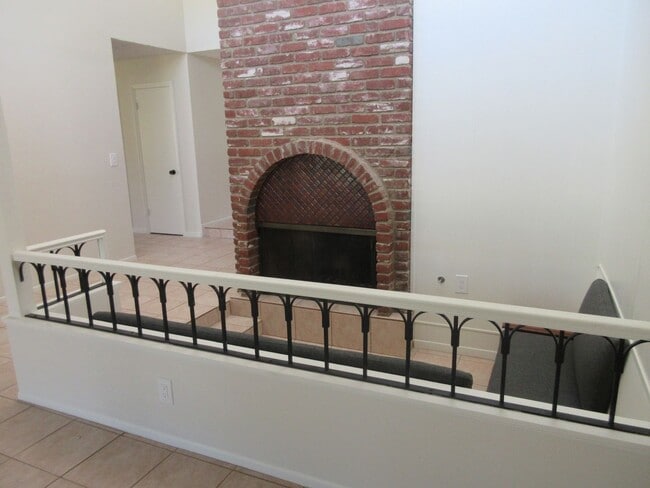 Building Photo - 18715 Braemore Rd