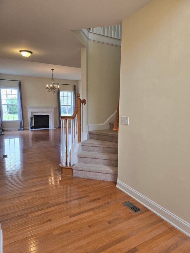 Building Photo - NEW LISTING in Cary NC!!