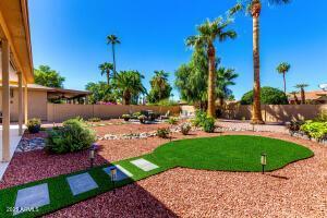 Building Photo - 26414 S Lakemont Dr