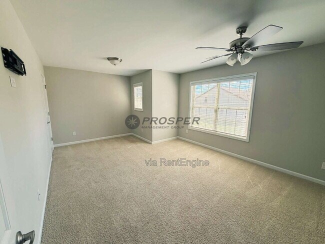 Building Photo - 108 Redmont Ct