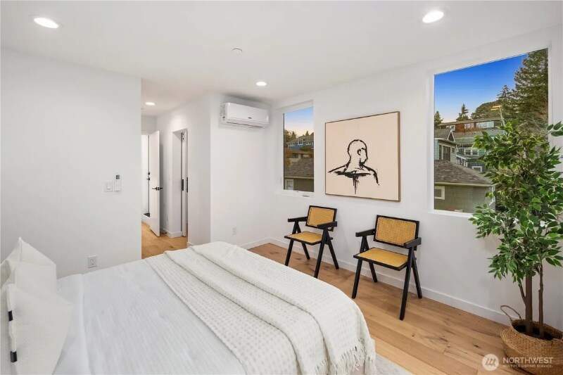 Building Photo - 528 N 72nd St