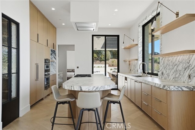 Building Photo - 5520 Horizon Dr