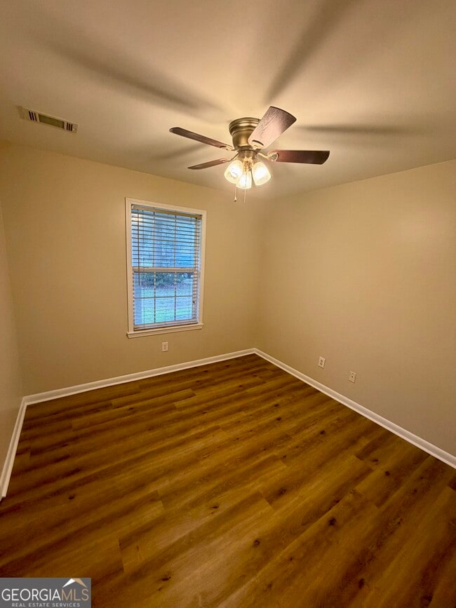 Building Photo - 513 Cherokee Ct