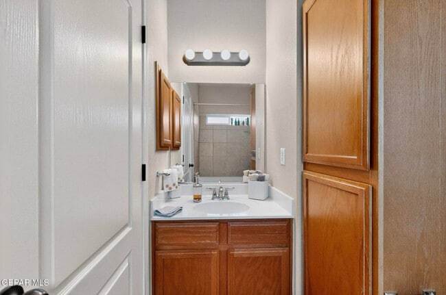 Building Photo - 14269 Escalera Dr