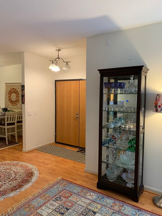 Entryway - 10475 Eastborne Ave