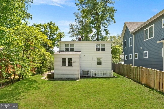 Building Photo - 3103 Plyers Mill Rd