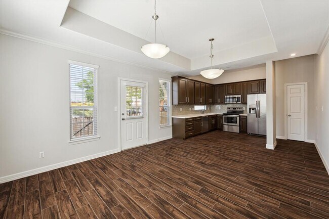 Building Photo - 2624 Detering St