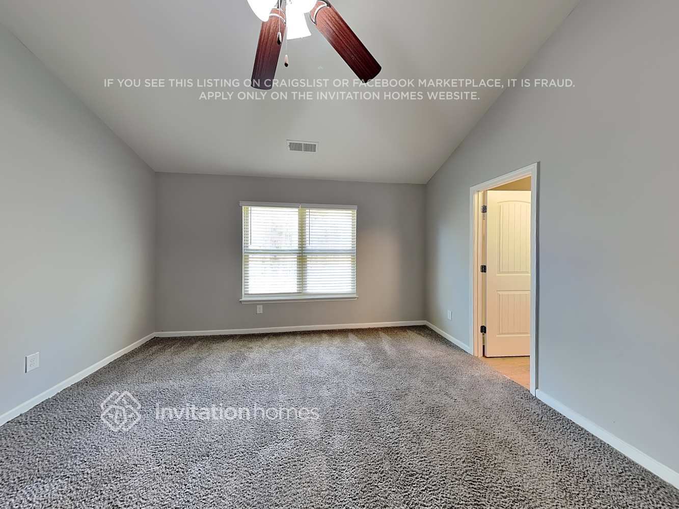 Building Photo - 227 Bandelier Cir