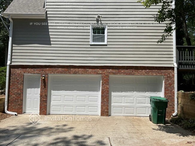 Building Photo - 129 Parks Cir