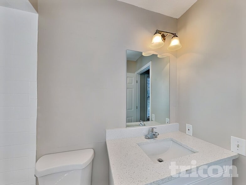 Building Photo - 1439 Leafwood Ct