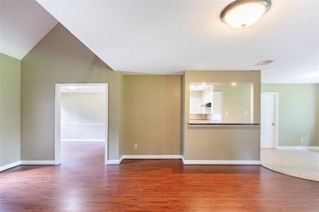 Building Photo - 2414 Cypress Hill