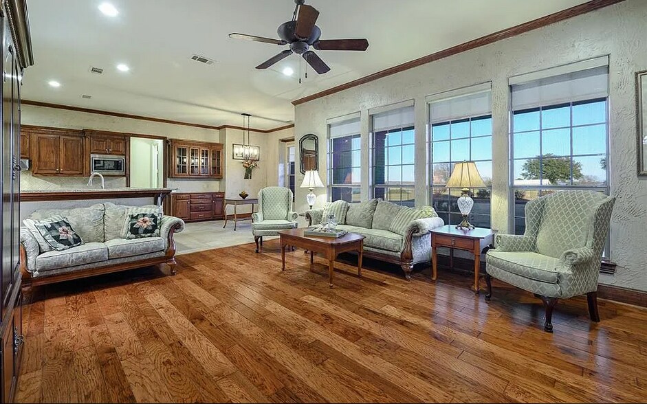 Building Photo - 15557 County Road 4052