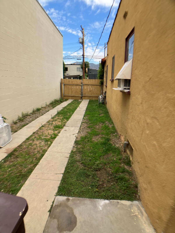 Building Photo - 540 Arden Ave
