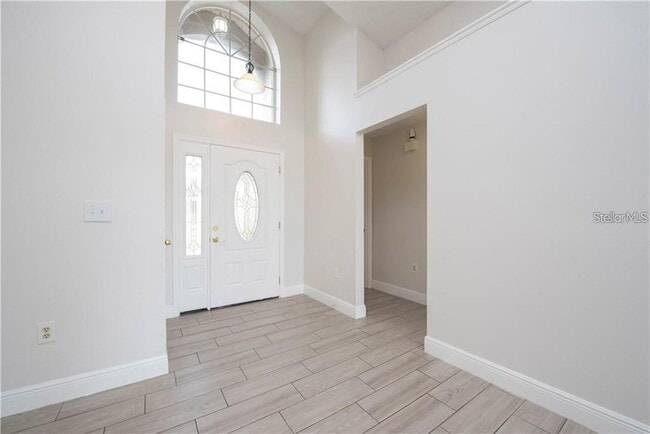 Building Photo - 1713 Boxeney Dr