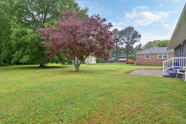 Building Photo - Nicely updated rancher!