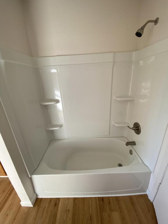 Building Photo - 706 Sizemore Dr