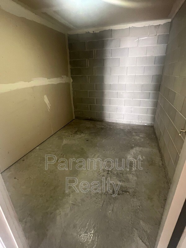 Building Photo - 10228 Nile Dr