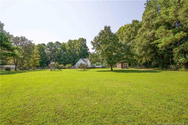 Building Photo - 184 Olde Farm Rd